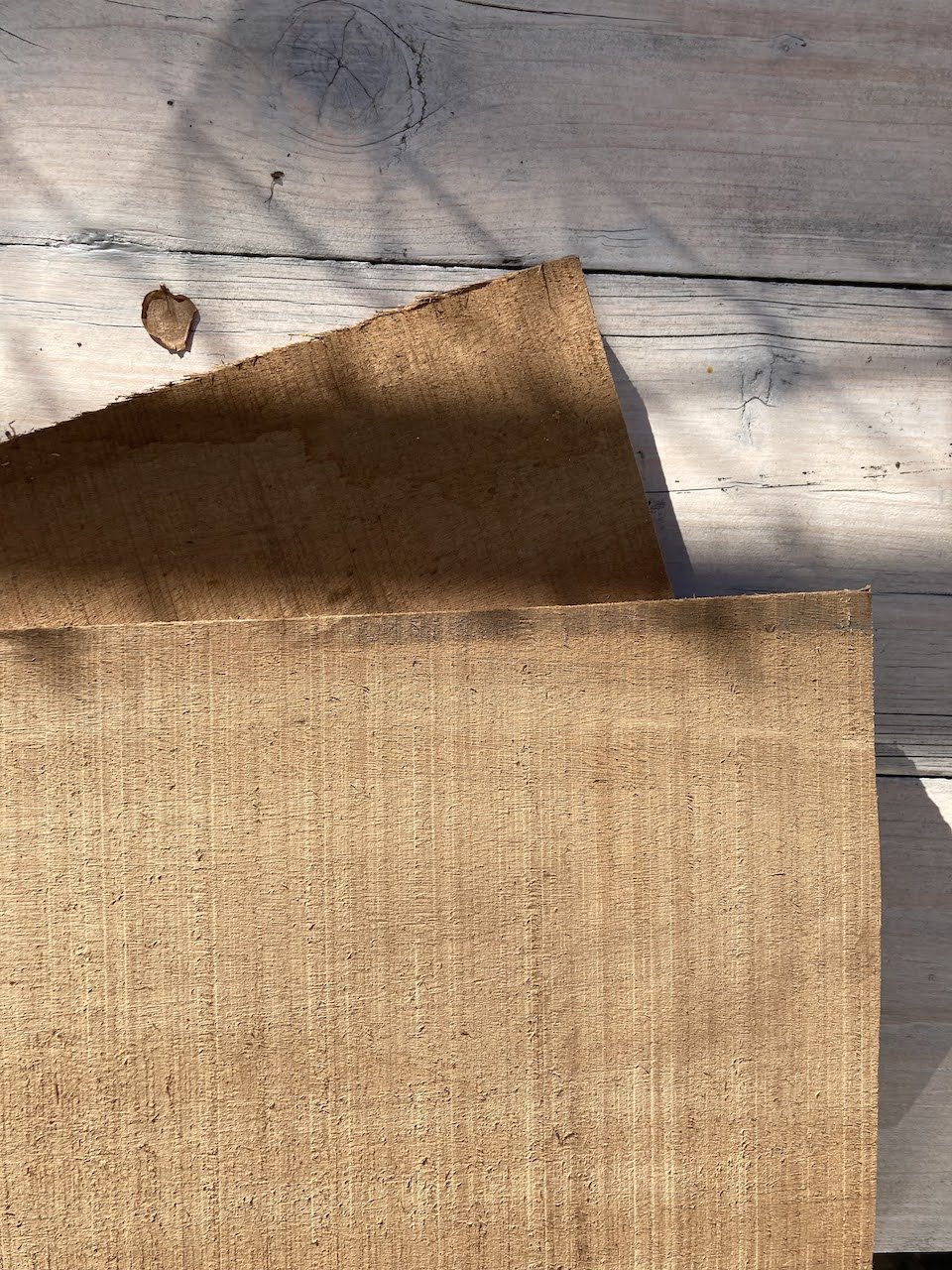 ruwe grondstof Afrikaans notenhout klaar om gedraaid te worden Johan Beckers Atelier KROM